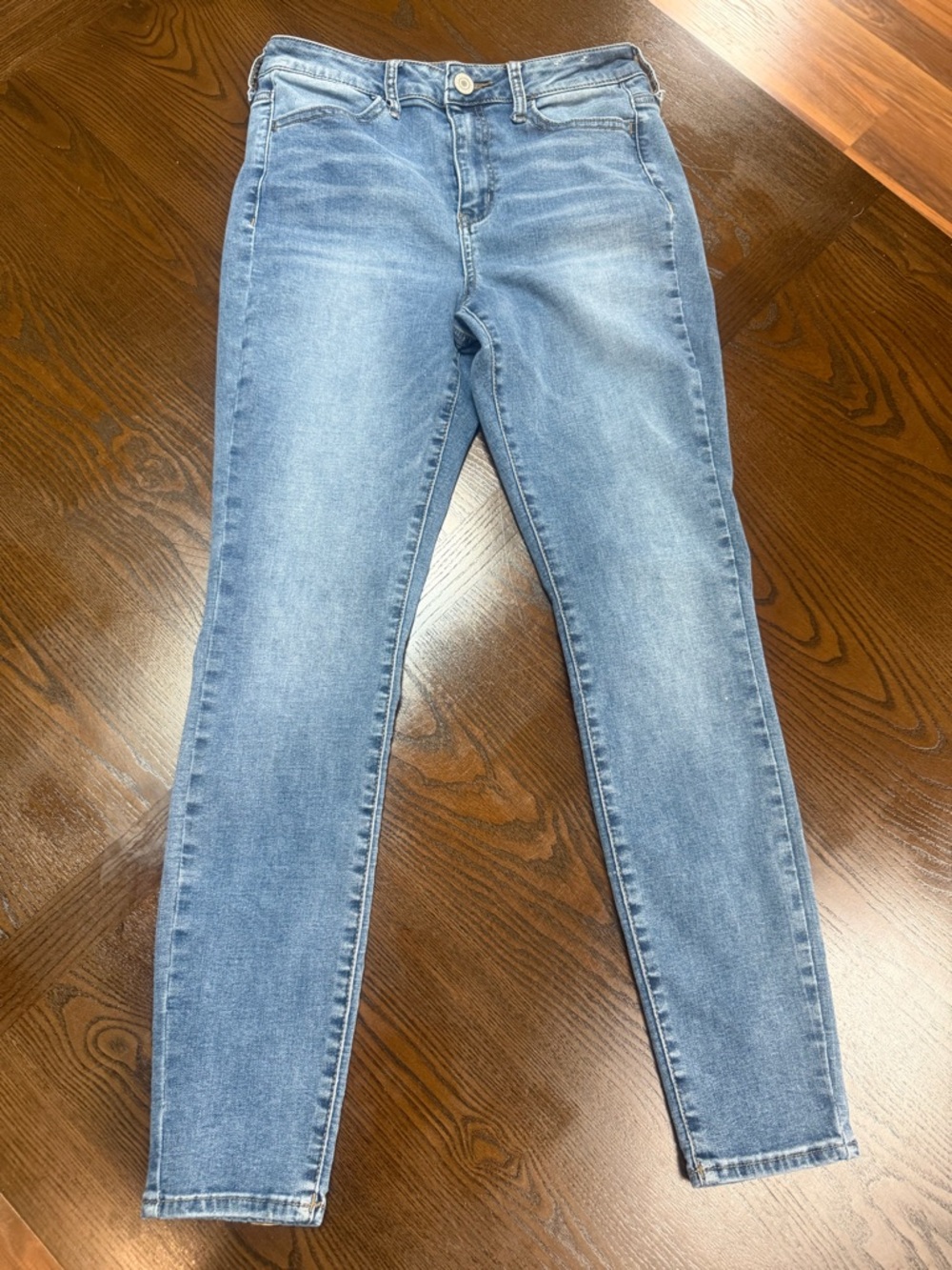 SO Light Wash Stretch Jeggings - Blue